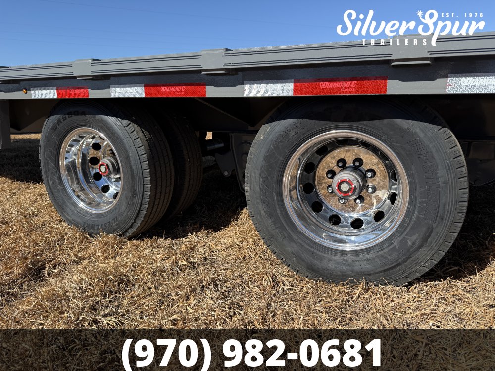 2026 Diamond C FMAX212 32x102 Max Ramp Gooseneck Trailer