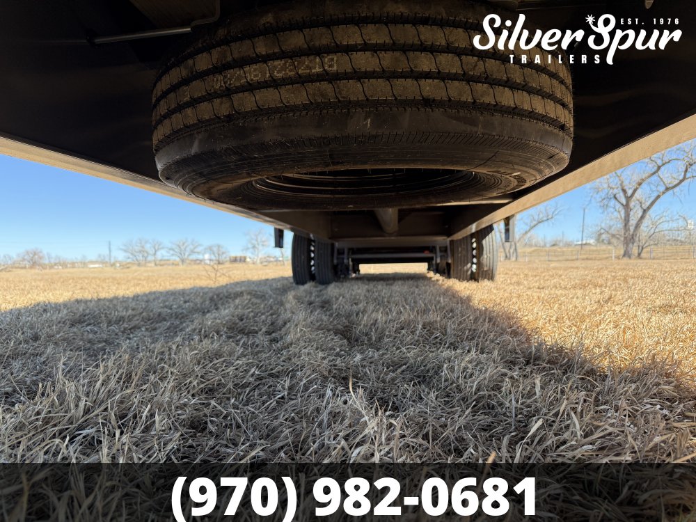 2026 Diamond C FMAX212 32x102 Max Ramp Gooseneck Trailer