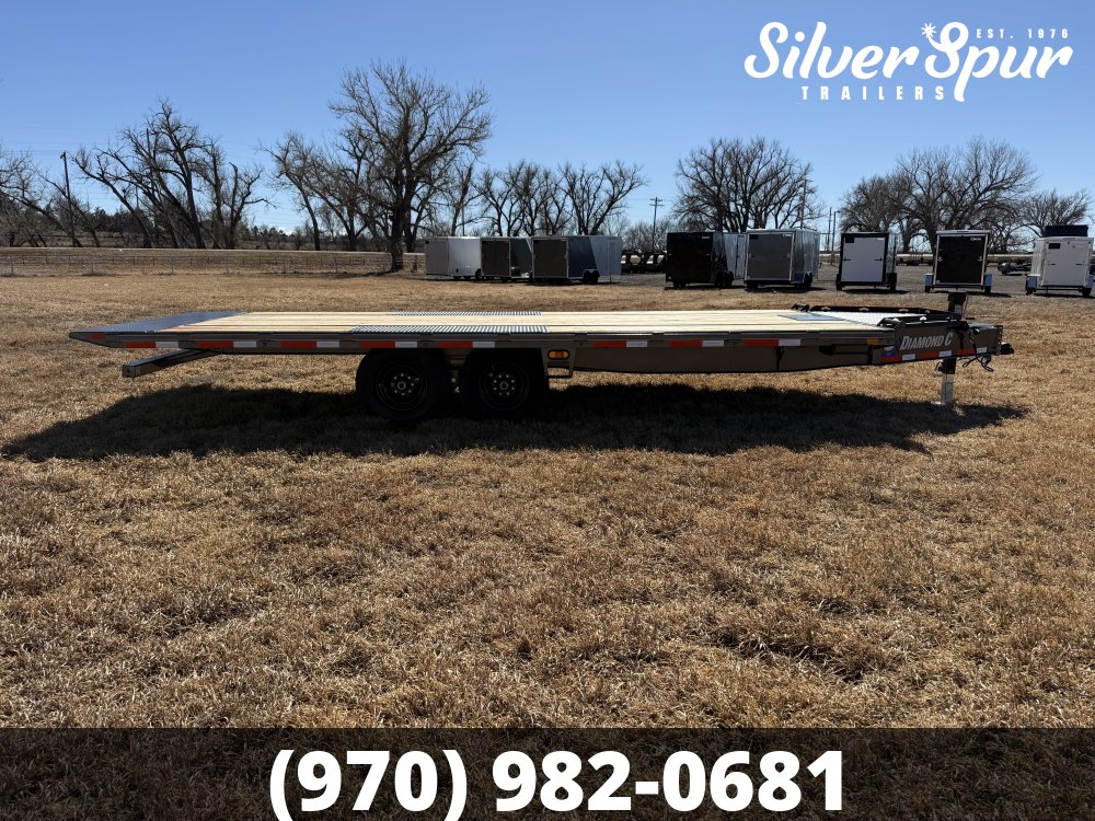 2026 Diamond C DET207 22x102 Deckover Tilt Trailer