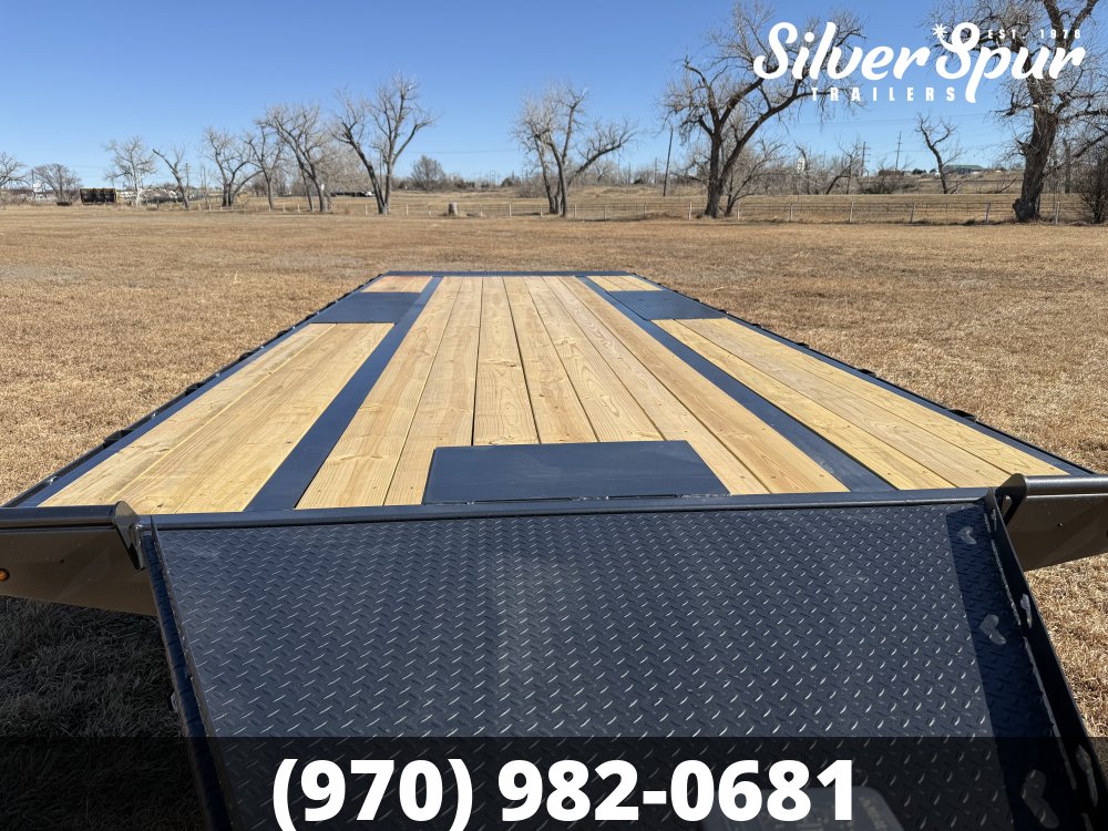 2026 Diamond C DET207 22x102 Deckover Tilt Trailer