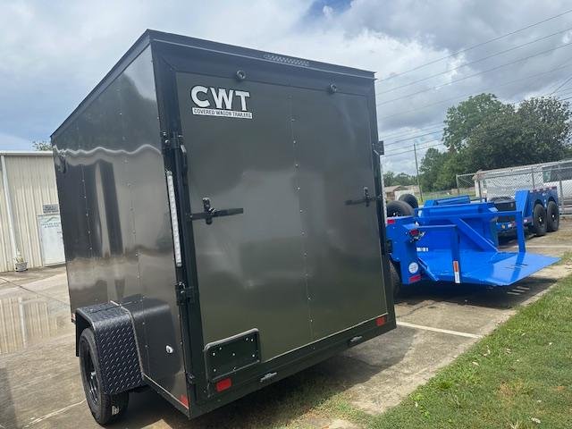 6'x10' COVERED WAGON Enclosed