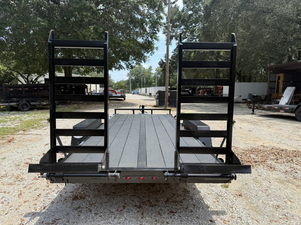 7'x18' PROSPECTOR BY COV WAGON Equipment