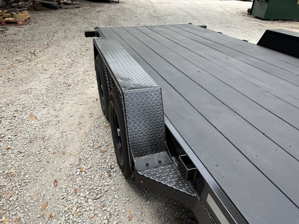 7'x22' PROSPECTOR BY COV WAGON Equipment