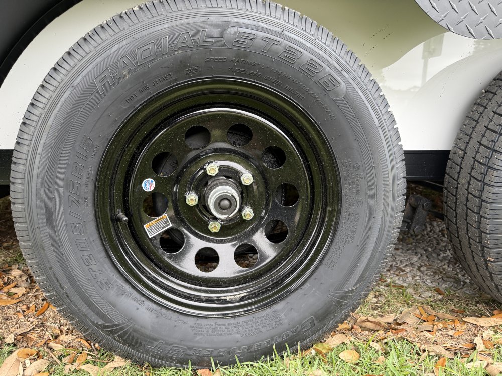 7'x16' COVERED WAGON Enclosed