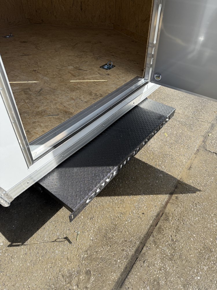 8.5'x16' COVERED WAGON Enclosed