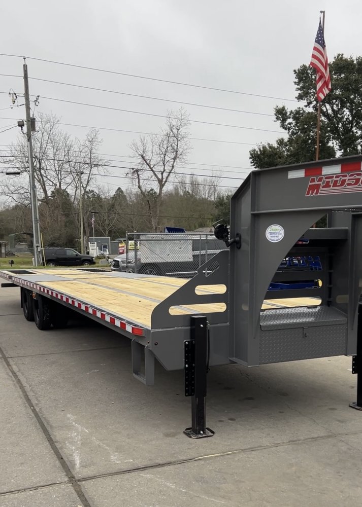 8' 6"x36' MIDSOTA BY NOVAE LLC Gooseneck