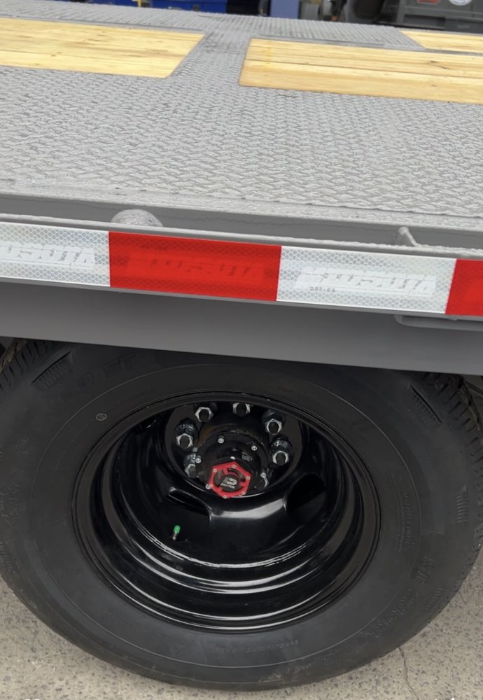 8' 6"x36' MIDSOTA BY NOVAE LLC Gooseneck