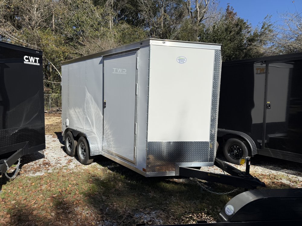 7'x14' Covered Wagon Enclosed
