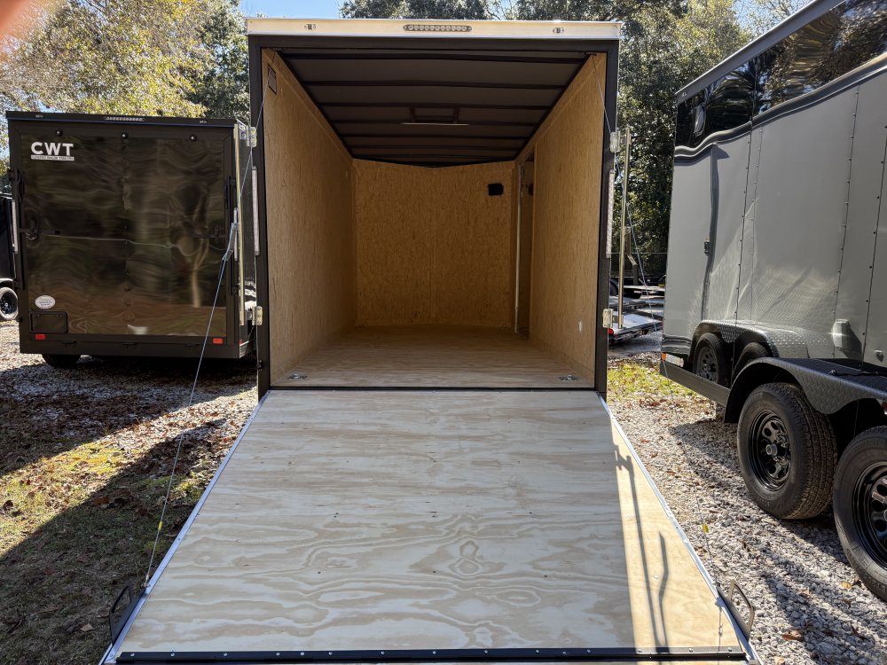 7'x14' Covered Wagon Enclosed