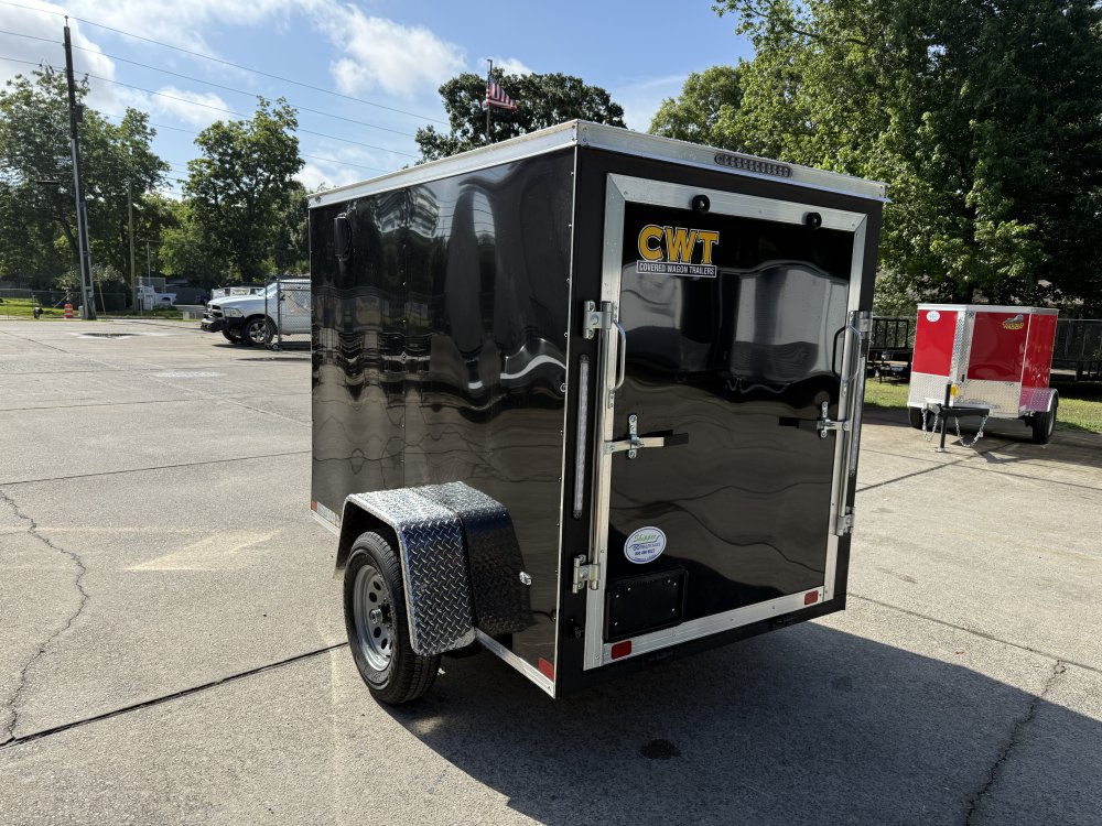 5'x8' Covered Wagon Enclosed