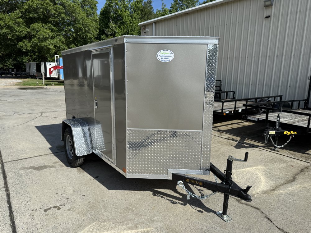 5'x8' Covered Wagon Enclosed