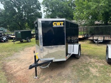 5'x8' COVERED WAGON Enclosed