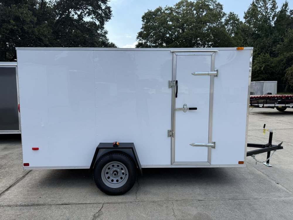 6'x12' Covered Wagon Enclosed