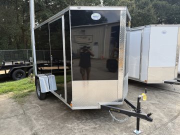 6'x10' Covered Wagon Enclosed