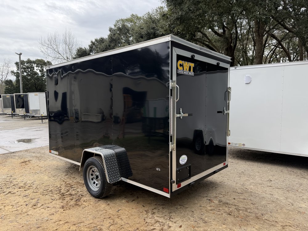 6'x12' Covered Wagon Enclosed