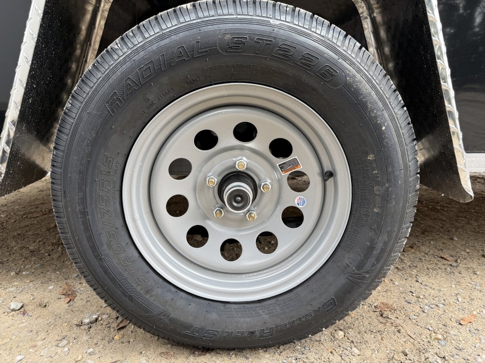 6'x12' Covered Wagon Enclosed