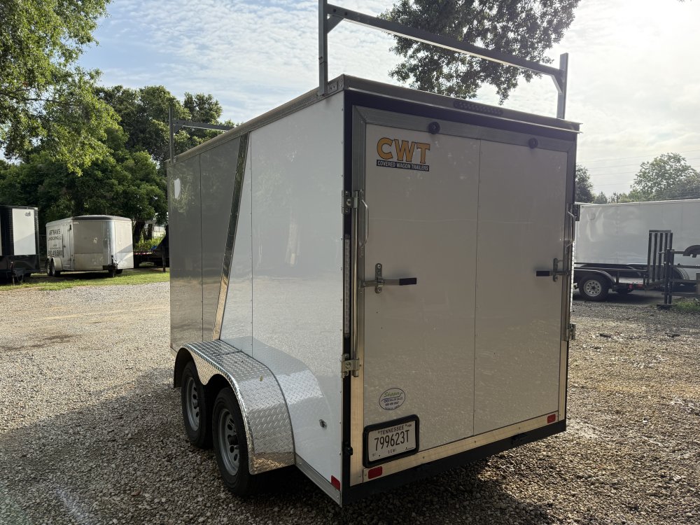 6'x12' Covered Wagon Enclosed