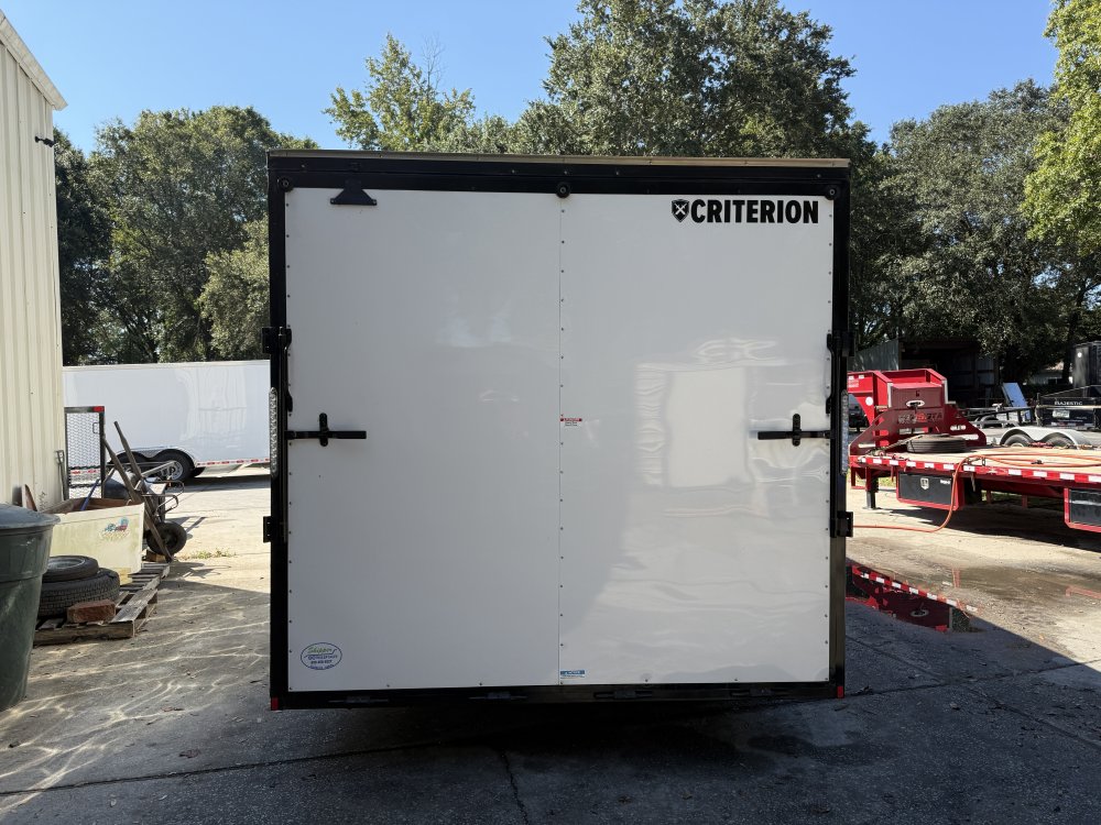 8.5'x24' Criterion Enclosed
