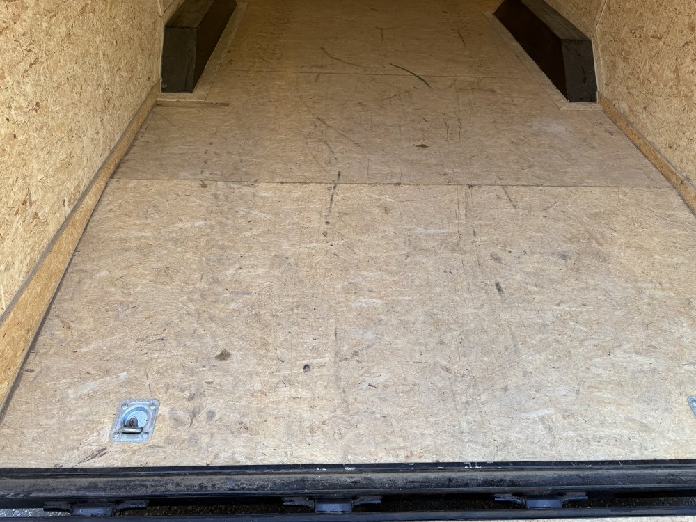 8.5'x24' Criterion Enclosed