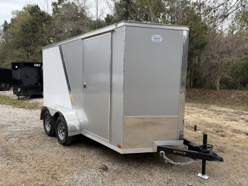 6'x12' Covered Wagon Enclosed