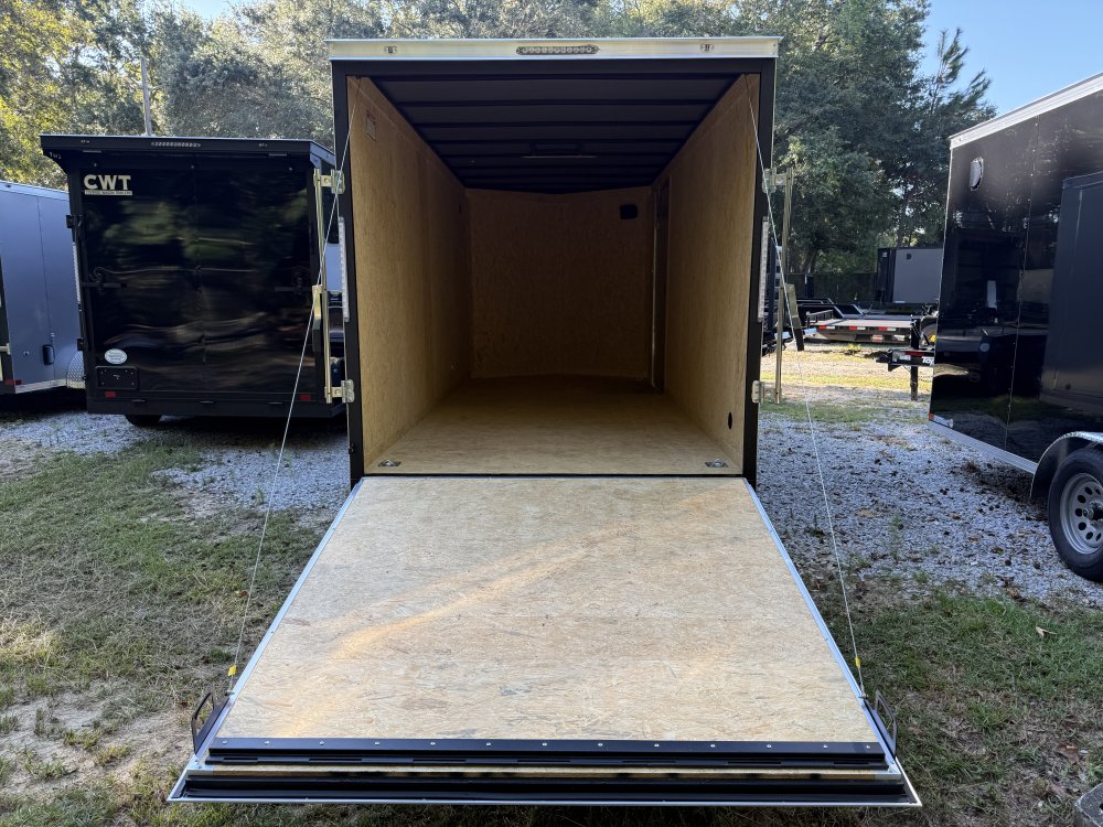 7'x16' Covered Wagon Enclosed