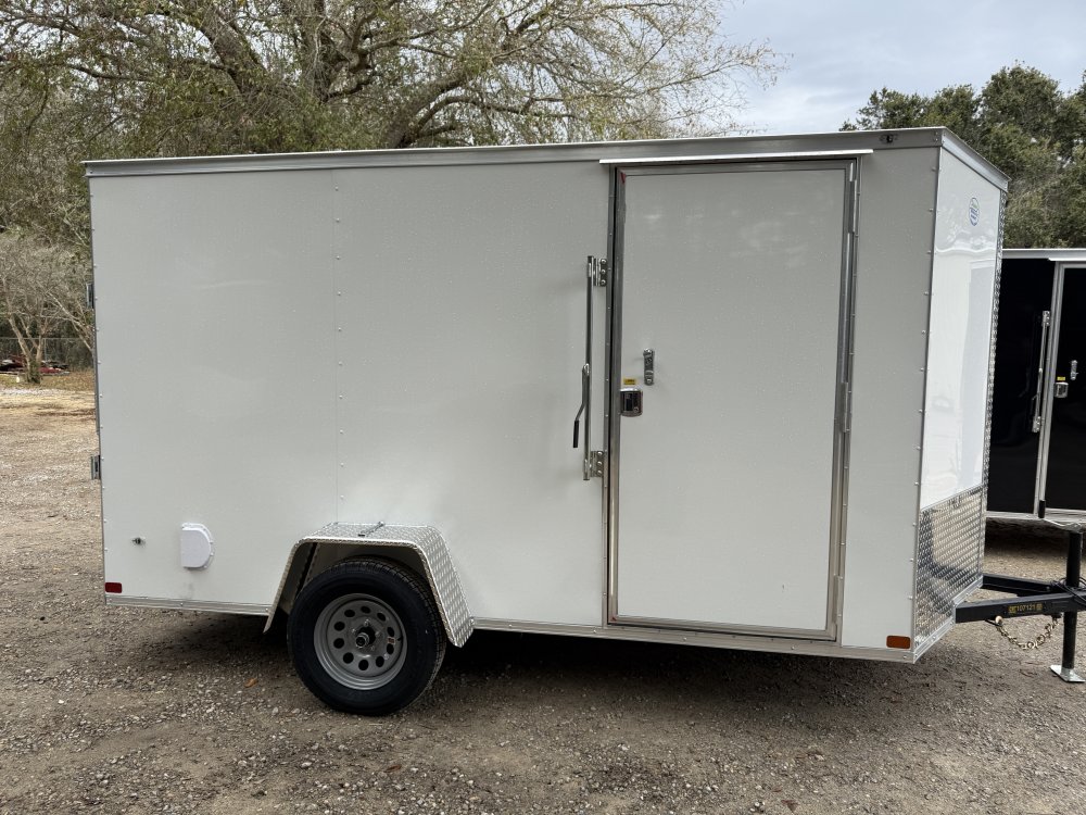 6'x12' Covered Wagon Enclosed