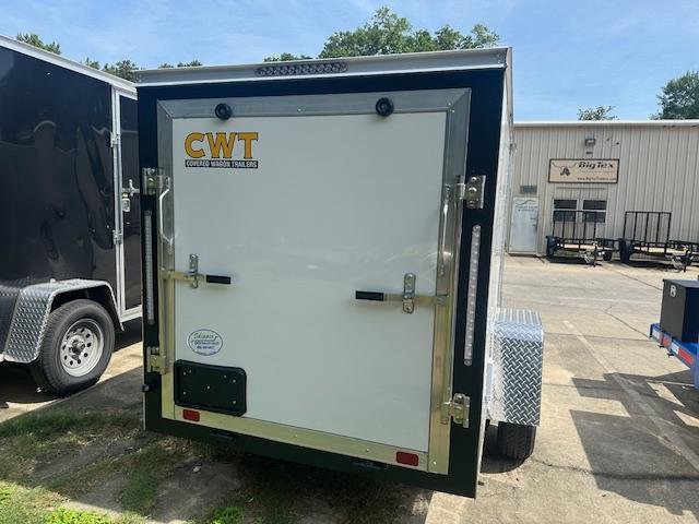 5'x10' COVERED WAGON Enclosed