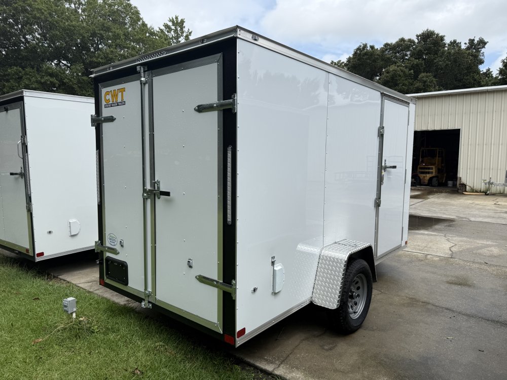 6'x12' Covered Wagon Enclosed