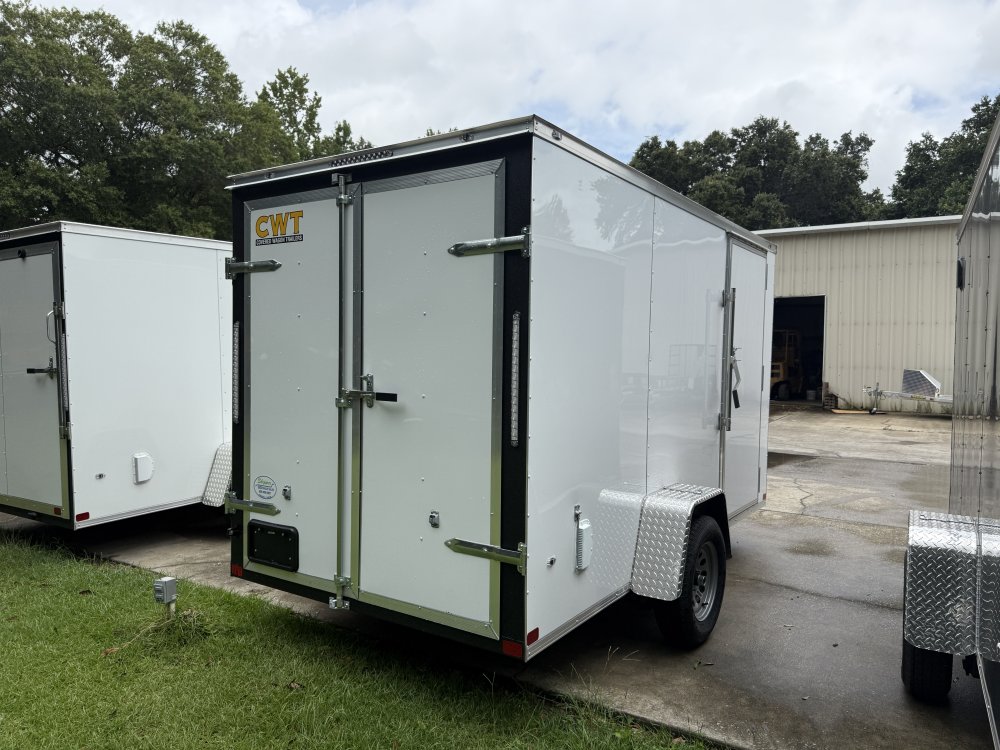 6'x12' Covered Wagon Enclosed