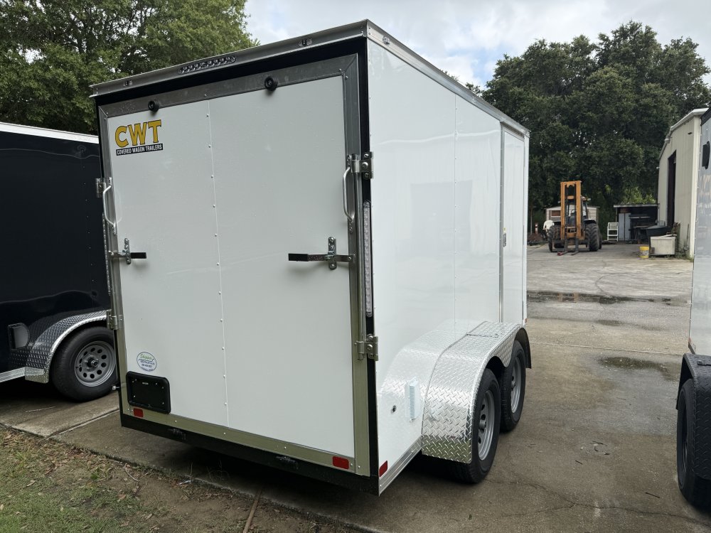 6'x12' Covered Wagon Enclosed
