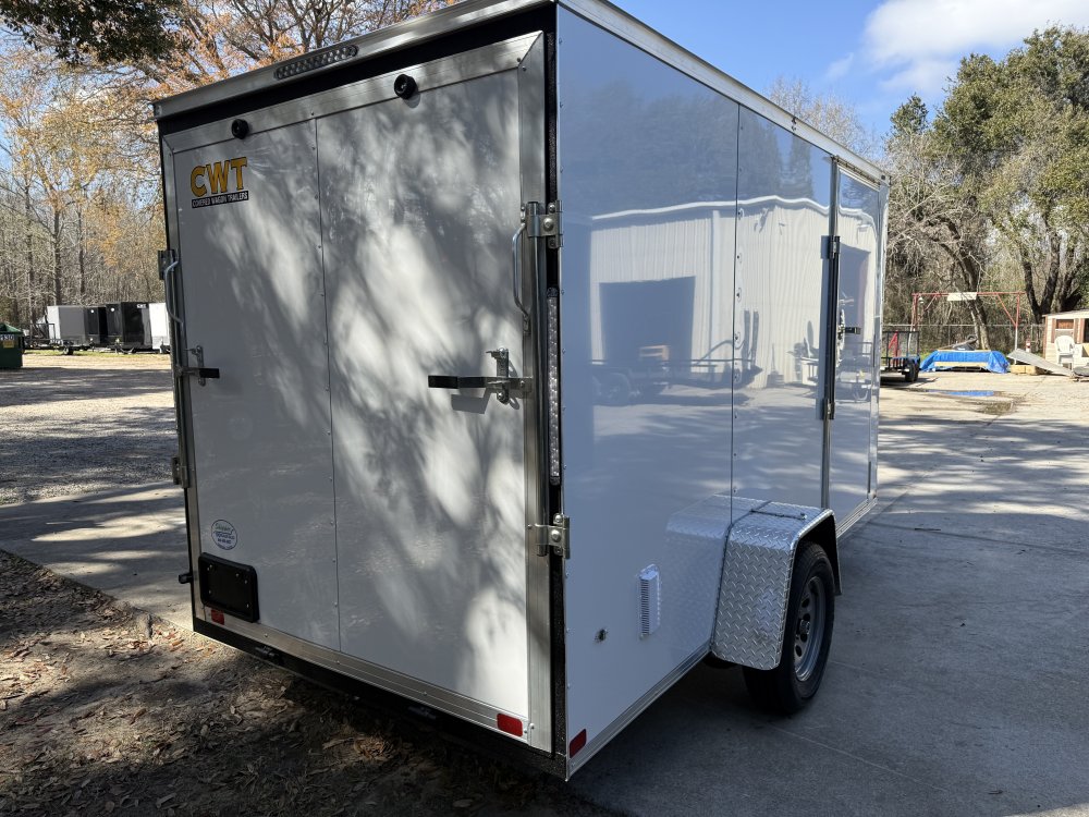 6'x12' Covered Wagon Enclosed