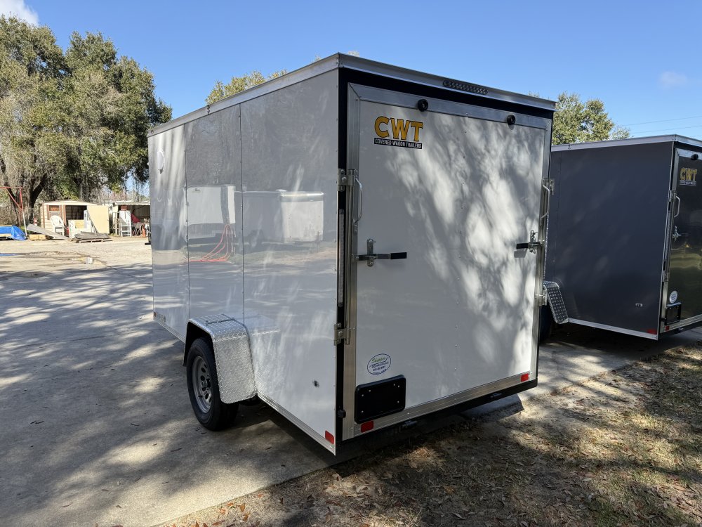 6'x12' Covered Wagon Enclosed