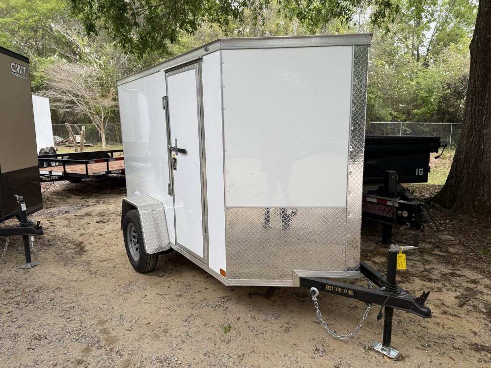 5'x8' Covered Wagon Enclosed