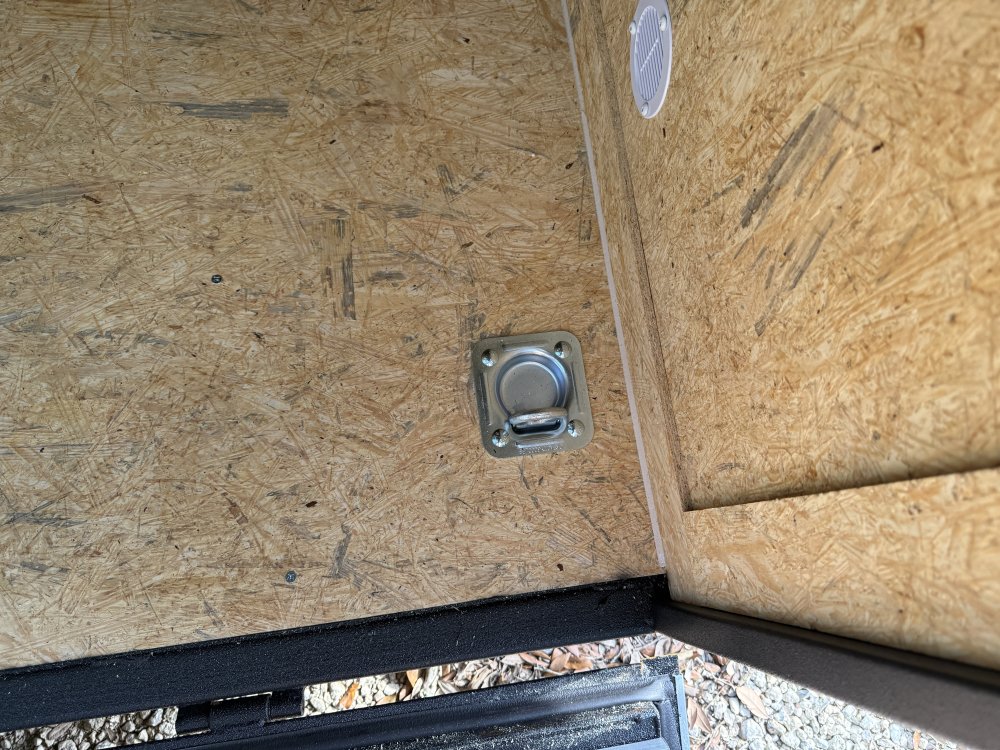 7'x12' Covered Wagon Enclosed