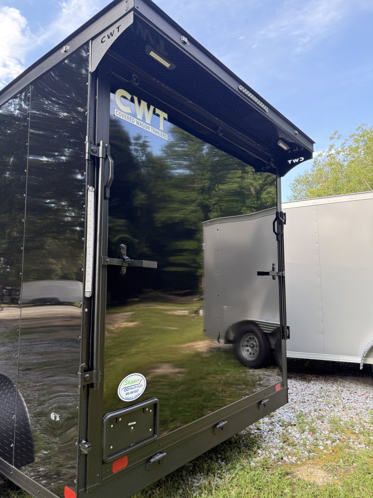 7'x14' Covered Wagon Enclosed