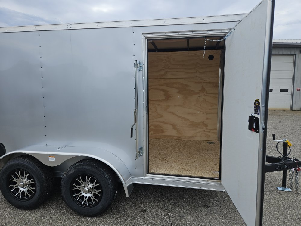 6'x12' Darkhorse Flat Front Enclosed