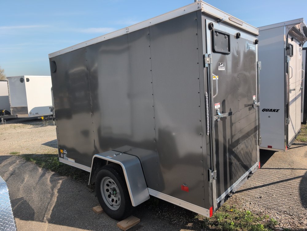5'x10' DARKHORSE Enclosed