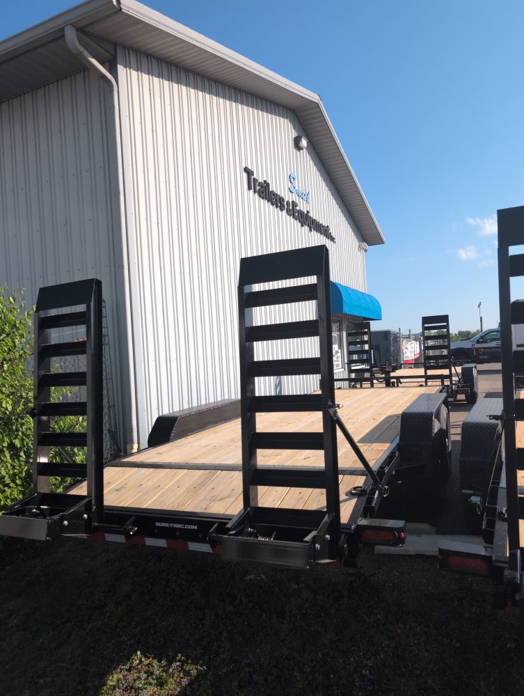 7'x20' Sure-Trac Equipment