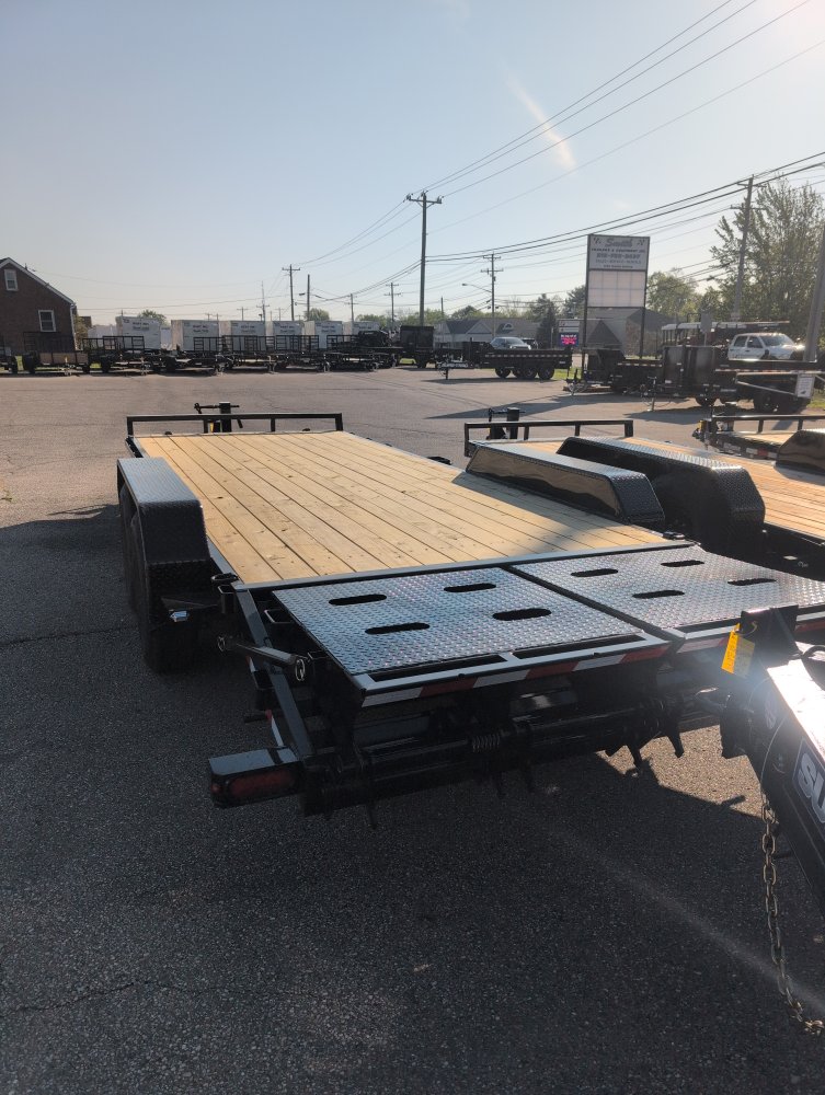 7'x20' Sure-Trac Equipment