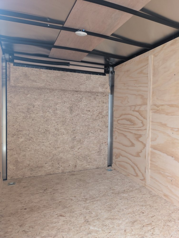 7'x12' DARKHORSE Enclosed