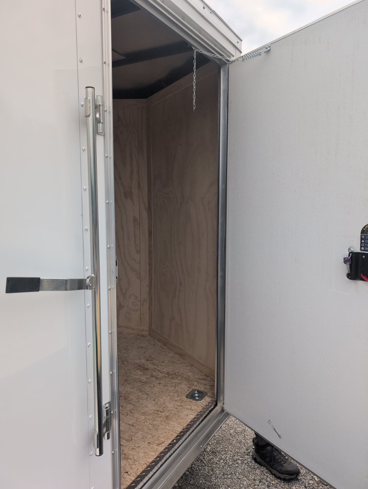 7'x12' DARKHORSE Enclosed