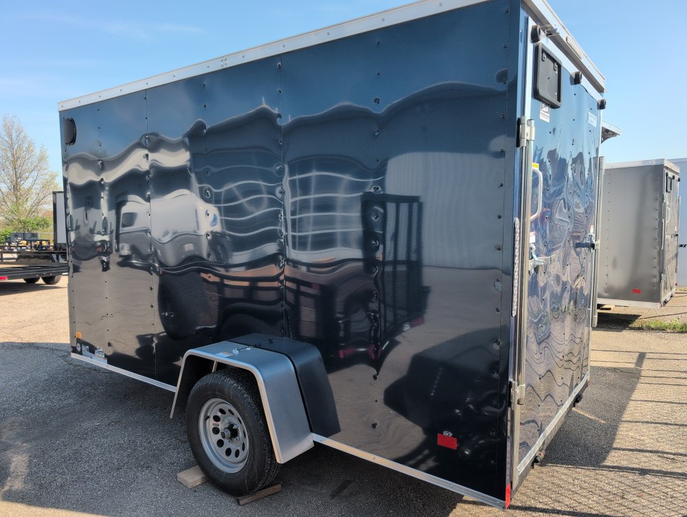 6'x12' DARKHORSE Enclosed