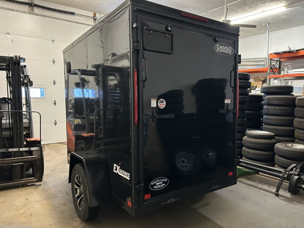 2026 Cargo Express EX EXDLX 5x8 V Front