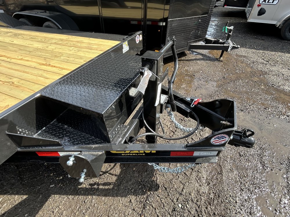 8' 6"x18' CAM Superline Equipment