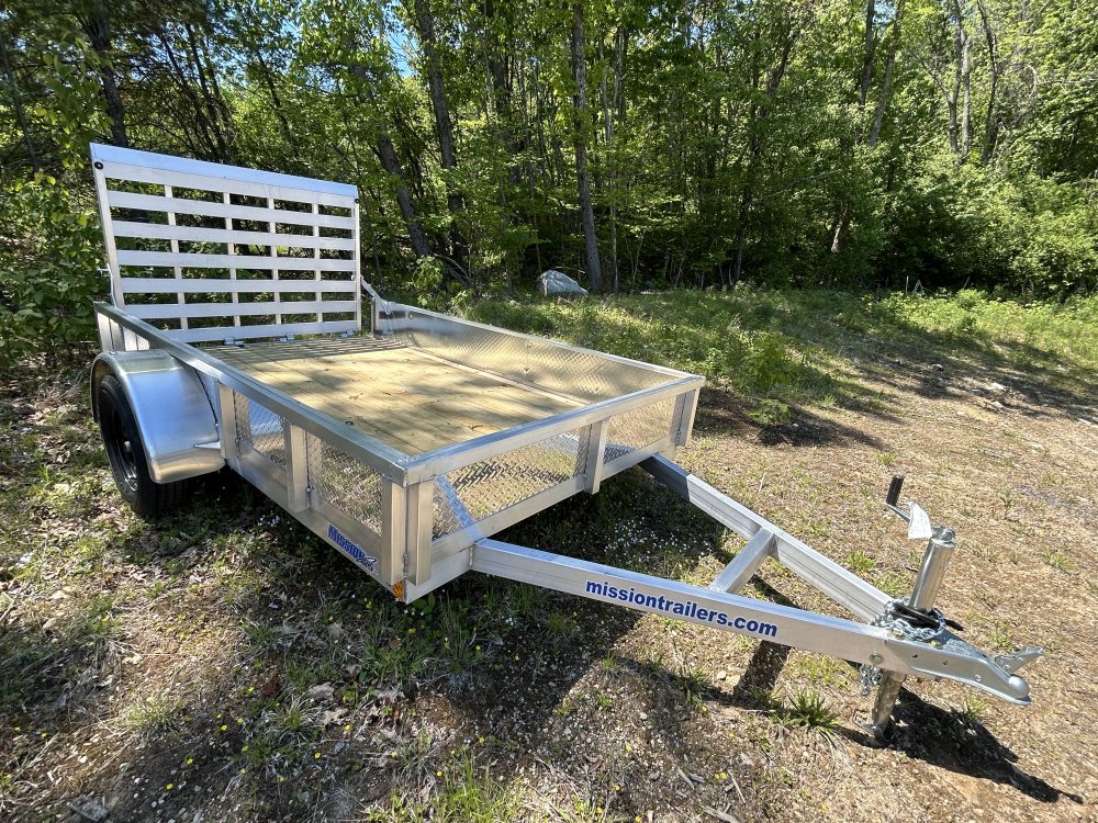 6'x10' Mission Utility solid side