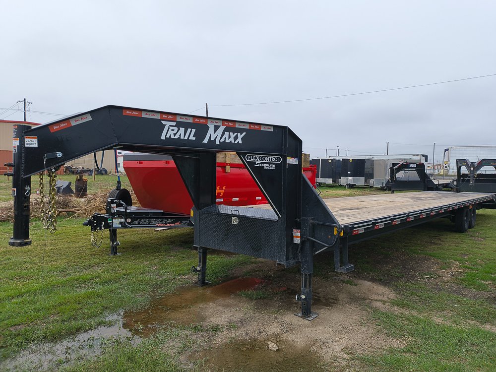 x Trail Maxx Equipment Trailers