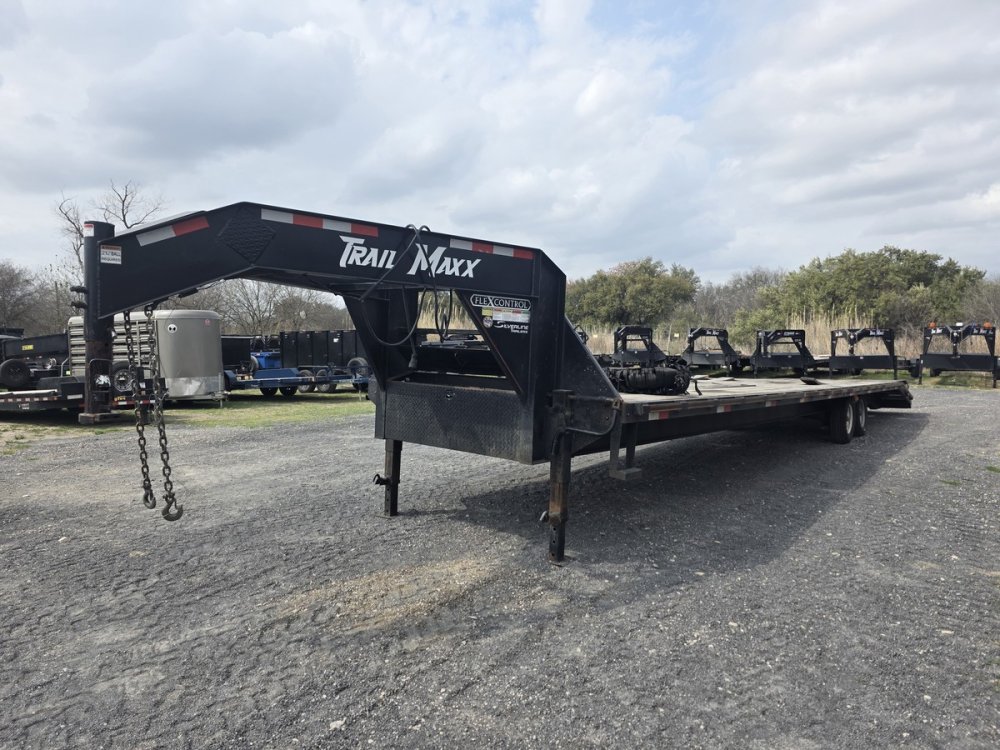 40' x 102" Trail Maxx Deckover Trailers