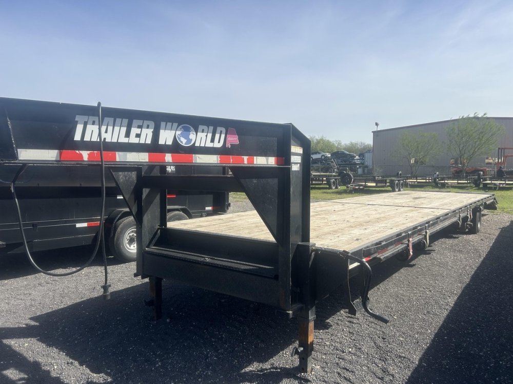102"x40' Trailer World Deckover Trailers San Antonio, TX