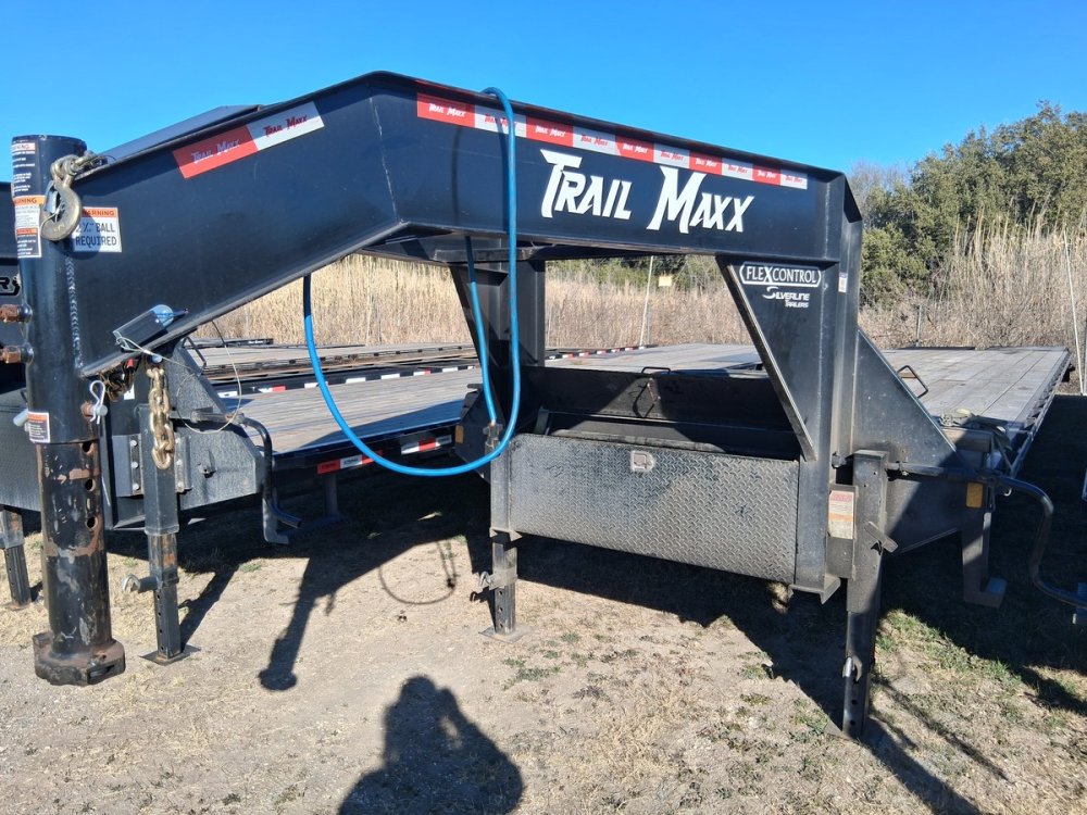 40' x 102" Trail Maxx Deckover Trailers