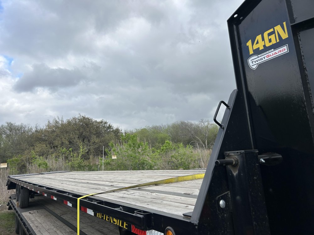 40' x 102" Big Tex Deckover Trailers